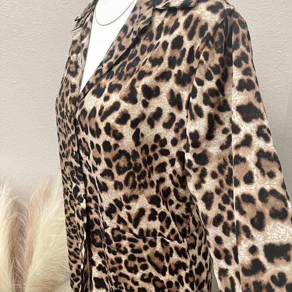 Multi Universal Leopard Print Cardigan/ Dress - Picture 7 of 8